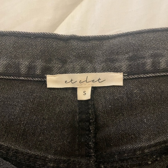 Er Clet High Rise Black Denim Shorts - Picture 3 of 4